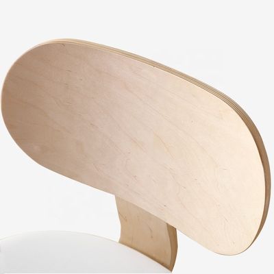 Embalaje de correo silla de comedor de madera de roble con tapicería de PU de moda