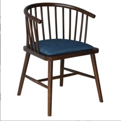 Diseño moderno de apilamiento silla de comedor Winsor Muebles de madera sólida para restaurante a medida nórdico