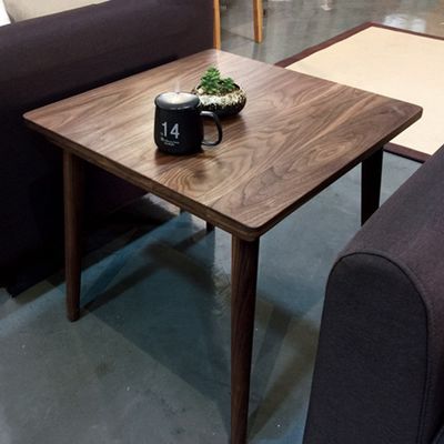 Color personalizado Sala de comedor de madera sólida Mesa de café cuadrada Moderna Luz de lujo Mesa cuadrada pequeña