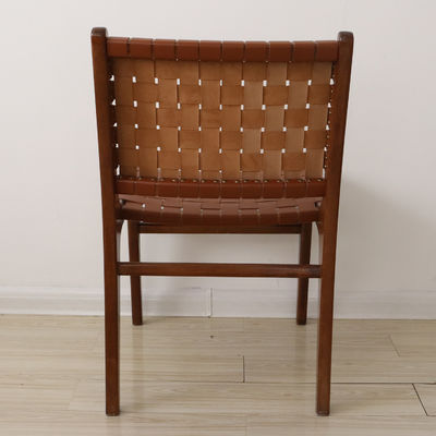 Logotipo personalizado sillas de ocio al aire libre Muebles de madera maciza estilo de diseño moderno con silla de comedor tejida de cuero PU