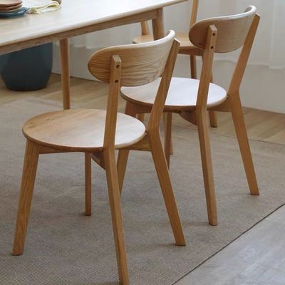Silla de comedor de madera maciza W44*D49*H80CM Madera de roble para diseño simple nórdico en un restaurante familiar pequeño