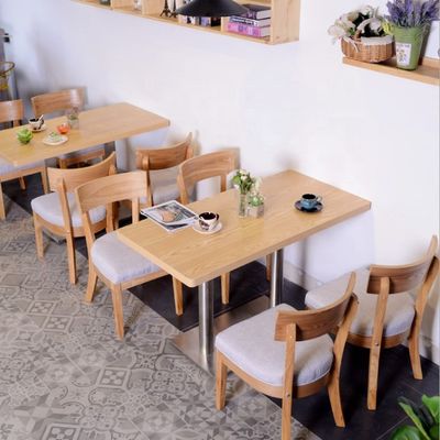 Mesa de comedor redonda de madera maciza y sillas para la leche Negociación de la tienda de té Café Restaurante occidental comida rápida Snack Bar