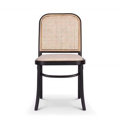 Silla de comedor clásica con marco de madera sólida en ratán negro para el restaurante hotel estilo de diseño moderno