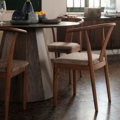 Muebles de cafetería de época de madera maciza silla de comedor Wishbone con cojín y acabado de caoba dos años de garantía