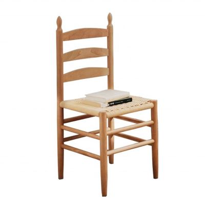 Silla de comedor de madera maciza con asiento de cuerda Una combinación perfecta de forma y función