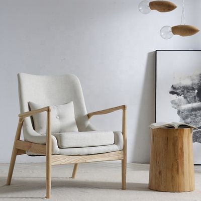 Muebles de salón tapizados de madera Silla de salón moderna OEM Sí Envasado de correo N Silla de brazo de madera