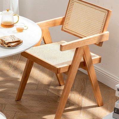 Comodidad de tejido tapizado silla de mimbre de ratán para el hogar y el restaurante experiencia de comedor