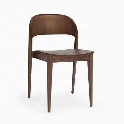 Silla de comedor de madera apilable a un precio asequible para el comercio en estilo de diseño contemporáneo