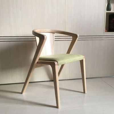Silla de comedor de madera sólida ajustable para restaurantes