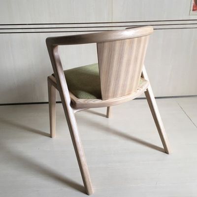 Silla de comedor de madera sólida ajustable para restaurantes