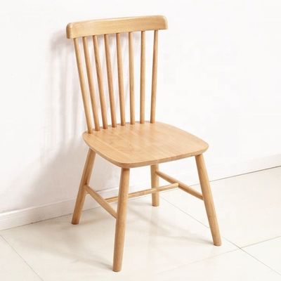 Capacidad de peso de 400 kg Silla Windsor hecha de madera sólida de haya para una experiencia de comedor elegante y duradera