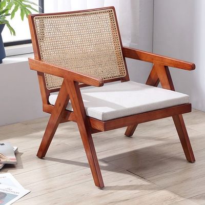 Confortable silla de descanso Nordic reclinable ajustable en altura para el salón y el dormitorio