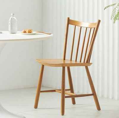 Silla de comedor de madera sólida de roble duradero moderno para soluciones de mobiliario de hoteles y restaurantes