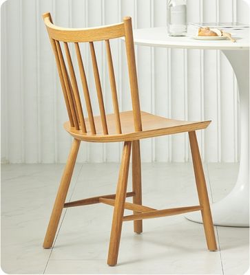 Silla de comedor de madera sólida de roble duradero moderno para soluciones de mobiliario de hoteles y restaurantes