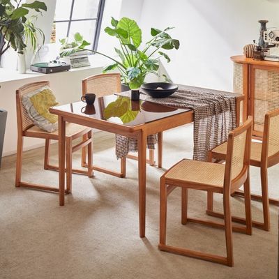 Muebles de comedor silla de comedor de madera sólida moderna para banquetes silla de rotín apilada NO plegada