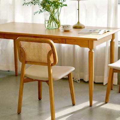 Silla de comedor de rotín de madera de estilo nórdico para interiores modernos