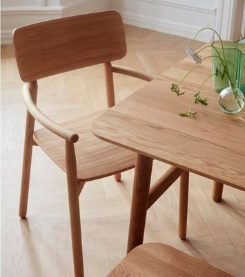 Y Embalaje de correo de estilo nórdico Silla de comedor de madera para muebles de restaurante