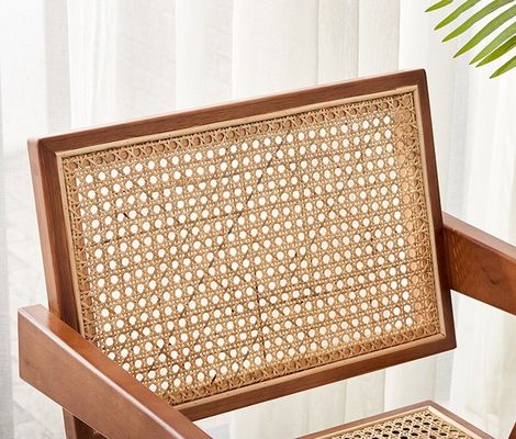 Diseño moderno Muebles de comedor de lujo Rattan de madera sólida Silla de restaurante con reposabrazos