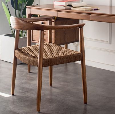 Silla de sala de estar moderna de cuerda tejida de madera sólida Silla de comedor con reposabrazos