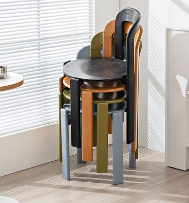 Diseños personalizados silla de comedor de madera sólida nórdica con diseño apilable y acabado lacado