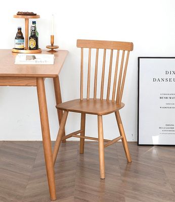 Silla de comedor de madera sólida moderna para el restaurante Windsor Diseño y durabilidad