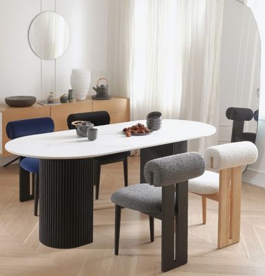 Silla de comedor de madera sólida con acabado lacado y cojín de esponja extraíble