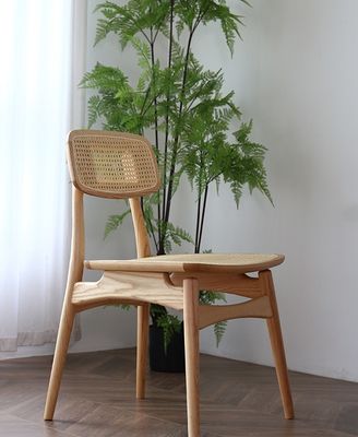 Muebles de comedor Vintage Hotel de lujo Restaurante Rattan natural Silla de comedor de madera sólida para eventos
