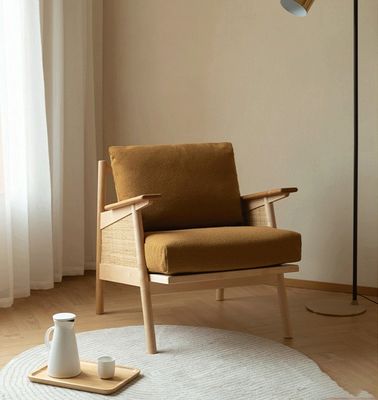 Inicio Muebles Generales Salón nórdico Sofá de madera silla con cojín de plumas natural tejido de ratán silla de madera sólida
