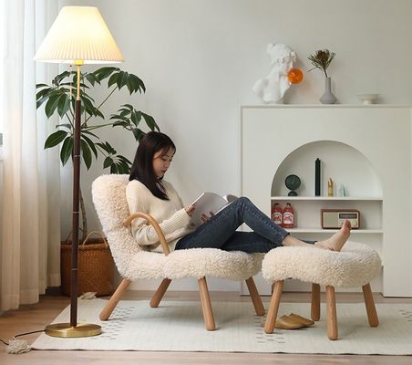 Sillón de brazos Nordic Lounge Sofá de madera Silla de ocio de madera maciza de lana de cordero artificial Silla de sofá con reposabrazos de diseño personalizado