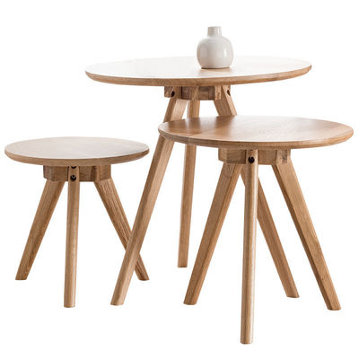 Mesa de café de madera sólida redonda de diseño moderno para el salón W32/40/50*D32/40/50*H30/40/51CM