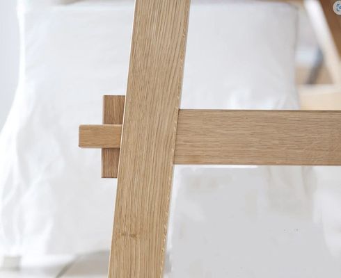 Mesa de comedor rectangular de estilo nórdico para hoteles y restaurantes Material de madera sólida incluido
