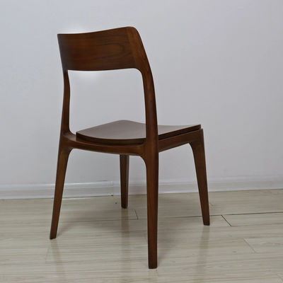 Silla de comedor de madera apilada para hoteles Restaurantes Muebles para el hogar general Embalaje de correo N