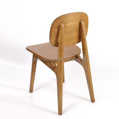 Silla de comedor de madera sólida plegada para el hotel restaurante Morden y sofisticadamente