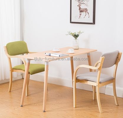 Silla apilada de madera maciza para comedor moderno en varios colores Hotel Restaurante Banquete Casa
