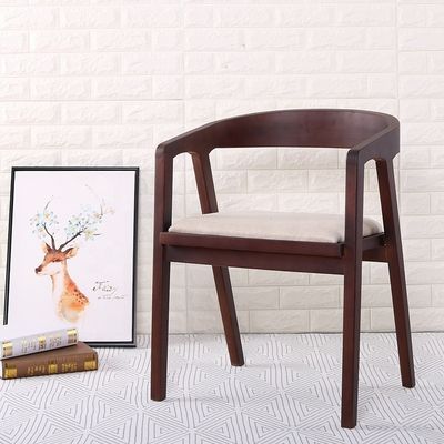 Muebles de restaurante Silla de comedor de madera estilo nórdico PU / tejido de cuero tapizado Silla de madera moderna para restaurante
