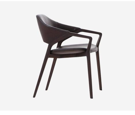 Diseño nórdico Moderno de madera sólida de cuero de comedor silla de restaurante en blanco / negro / vino tinto / rojo para asientos resistentes 2023