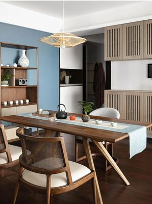 Cuadro de madera de ashwood diseño nórdico moderno de madera sólida PU cuero de ratán sala de comedor silla de restaurante 2023 para cafeterías y restaurantes