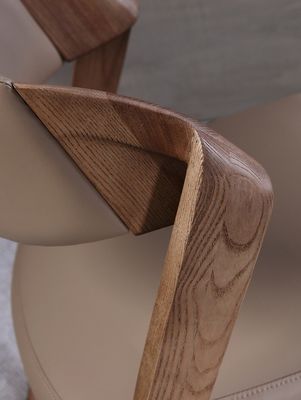 Muebles de comedor de lujo italiano de diseño moderno silla de café de madera sillas apiladas para comidas sofisticadas