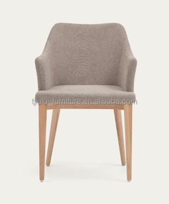 Silla de descanso de madera de piernas sólidas para el salón de la sala de estar