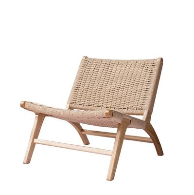 Silla de sofá de madera maciza tejida con cordón combinación de estilo y función para muebles de sala de estar