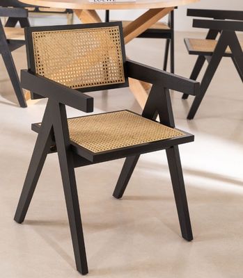Personalizar material de cubierta de rotín natural resistente silla de comedor de madera sólida moderna para restaurante hotel