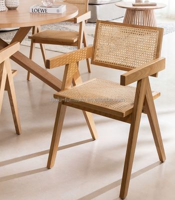 Inicio Muebles de madera sólida nórdica silla de comedor de ratán para muebles de hotel y sala de estar