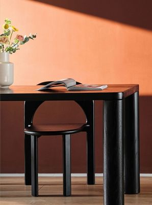 Sala de comedor de madera resistente Restaurante de diseño moderno silla apilada