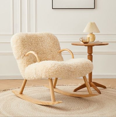 Diseño moderno nórdico especial de madera sólida de madera de ceniza Material de marco de lana de cordero Tapicería de ocio Silla de sala de estar para dormitorio