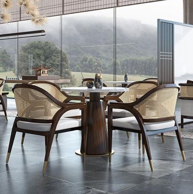 Silla de comedor robusta con marco de madera de Ashwood La combinación perfecta de robustez y estilo