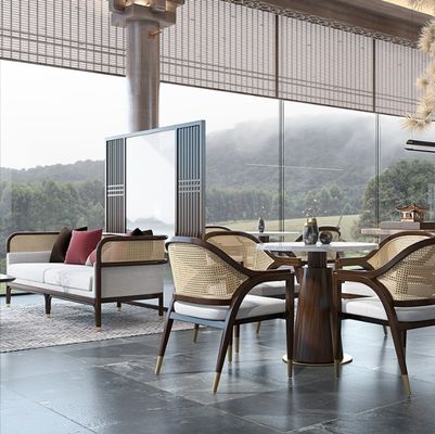 Silla de comedor robusta con marco de madera de Ashwood La combinación perfecta de robustez y estilo