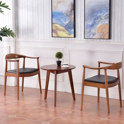 Color personalizado Silla de comedor de madera sólida nórdica moderna Silla de cuero de marco de madera de madera Silla de madera Muebles de sala de estar