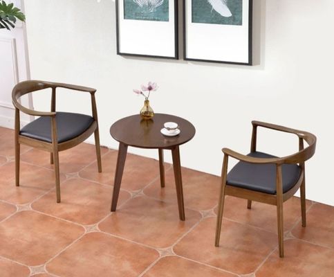 Color personalizado Silla de comedor de madera sólida nórdica moderna Silla de cuero de marco de madera de madera Silla de madera Muebles de sala de estar