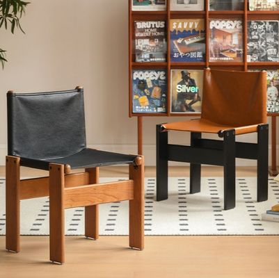 Silla de comedor de madera para el salón Muebles de la sala de estar en el paquete de correo