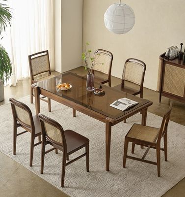 Muebles de sala de estar acabado Nitrolacquer silla de comedor de madera sólida para diseño de ocio de ratán